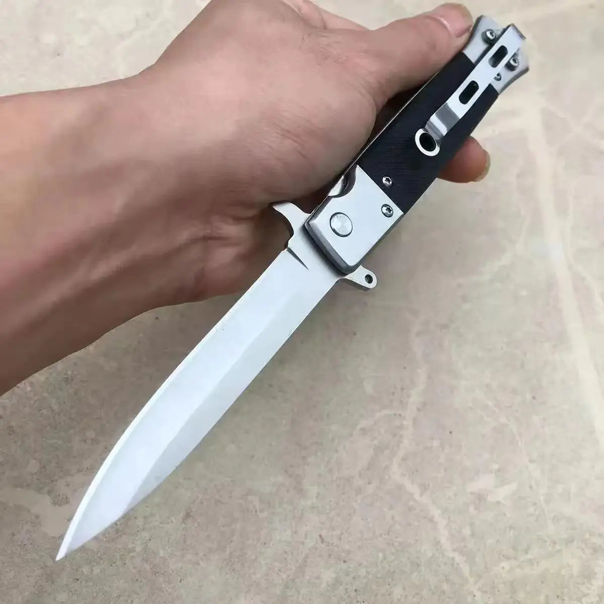 Outdoor portable folding knife Stainless steel field knife high hardness tactical knife multi-purpose quick opening Self-defense